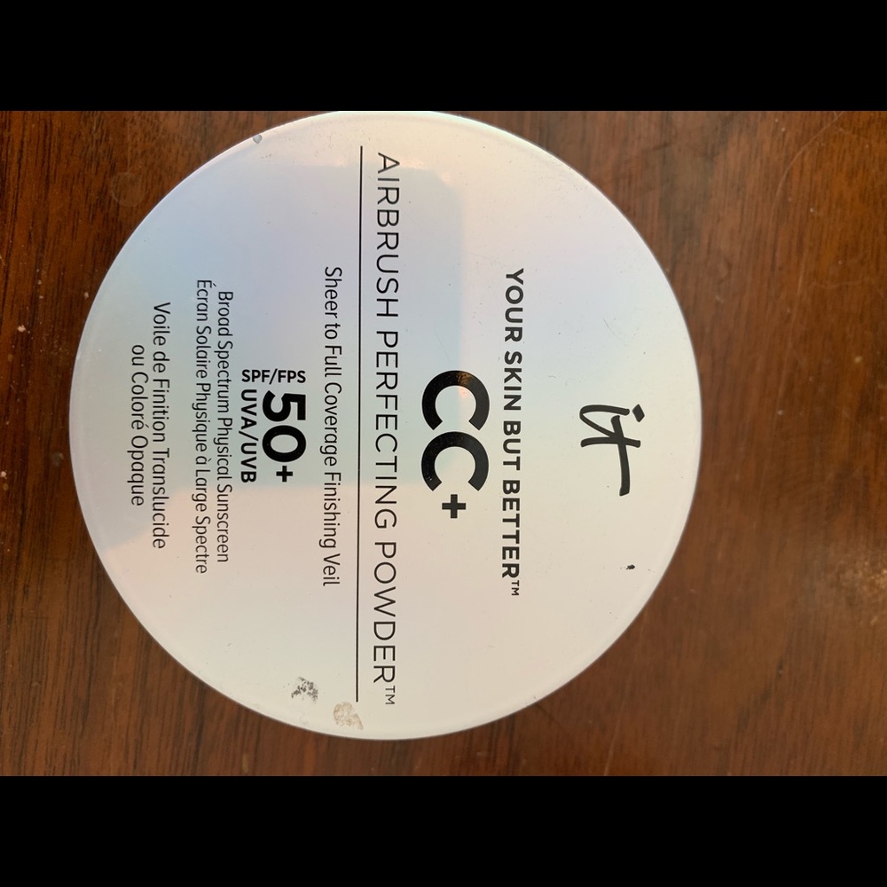 It cosmetics cc perfecting powder